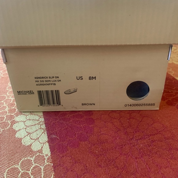 Women’s New Michael Kors Kendrick Slip On - Picture 7 of 7